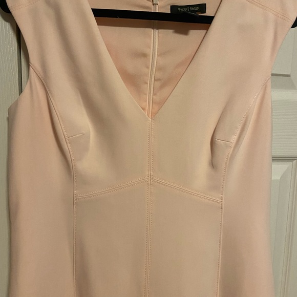 White House Black Market cocktail dress. - Picture 4 of 8